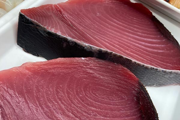 fresh tuna steaks